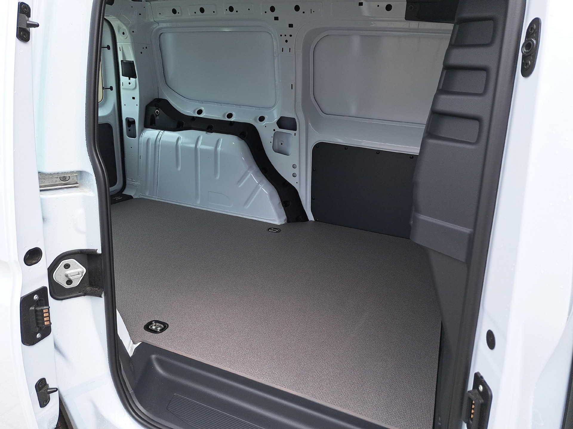 FORD Grand Transit Connect Kaw. 2.0 EcoBlue 122 Limited 4x4-image-10