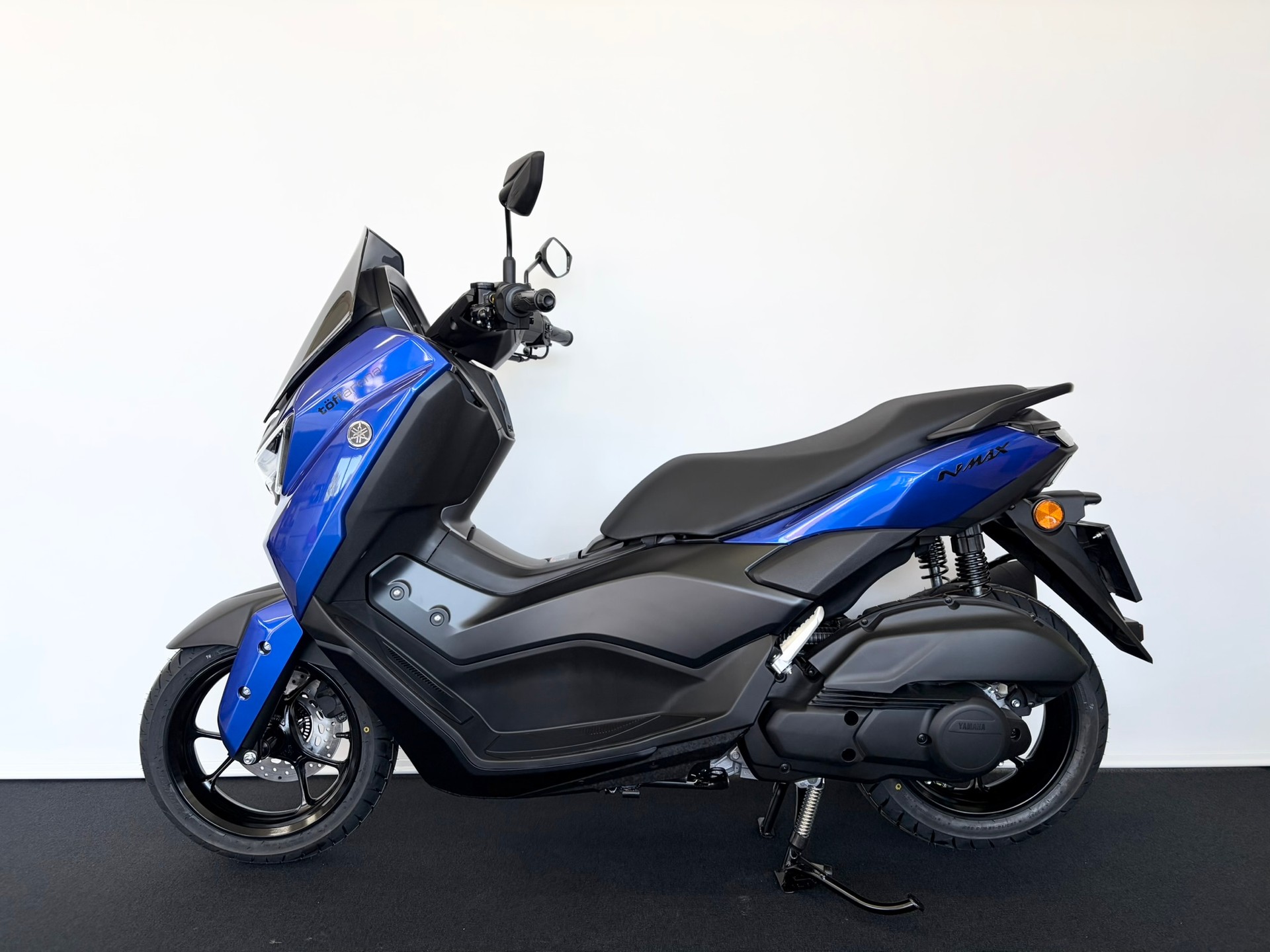 YAMAHA N-Max GPD 125-showroom-element-2