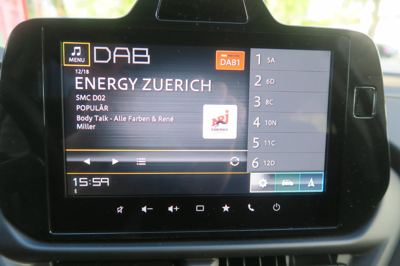 SUZUKI S-Cross 1.4 T Piz Sulai Hybrid 4x4-image-8