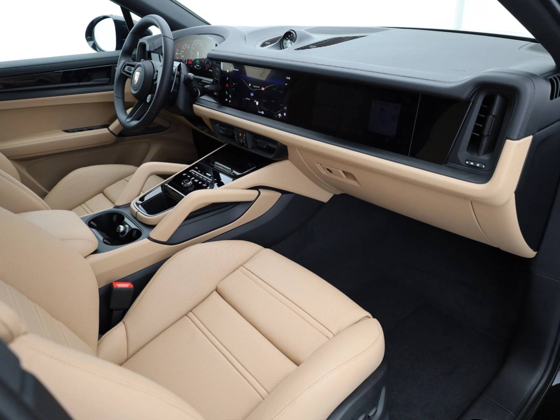 PORSCHE Cayenne S E-Hybrid Coupé Black Edition-image-11