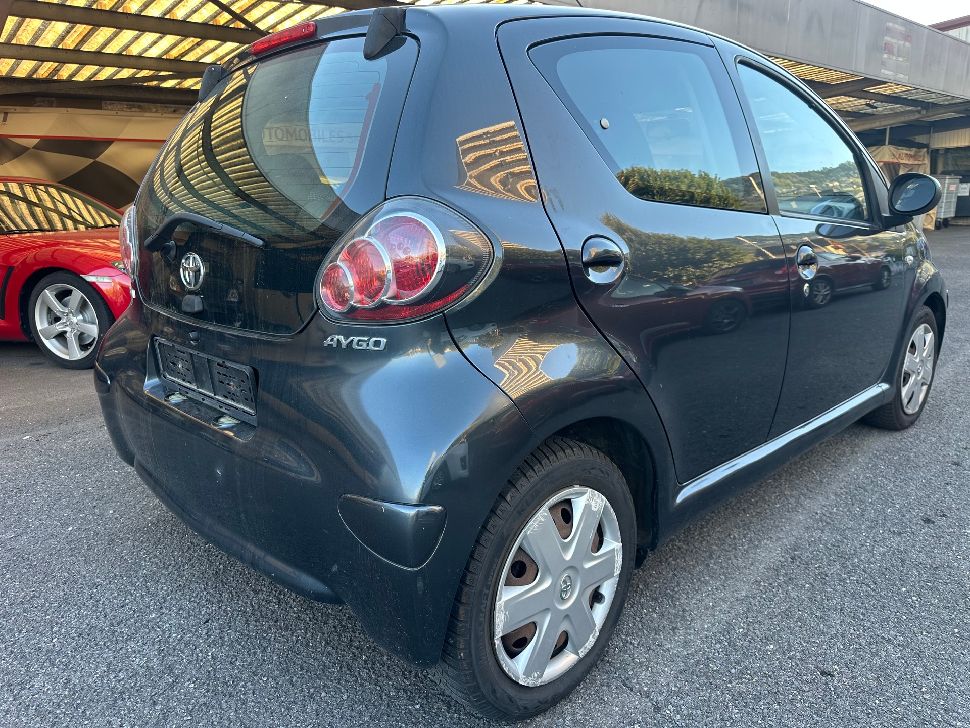 TOYOTA Aygo 1.0 Linea Sol-image-2