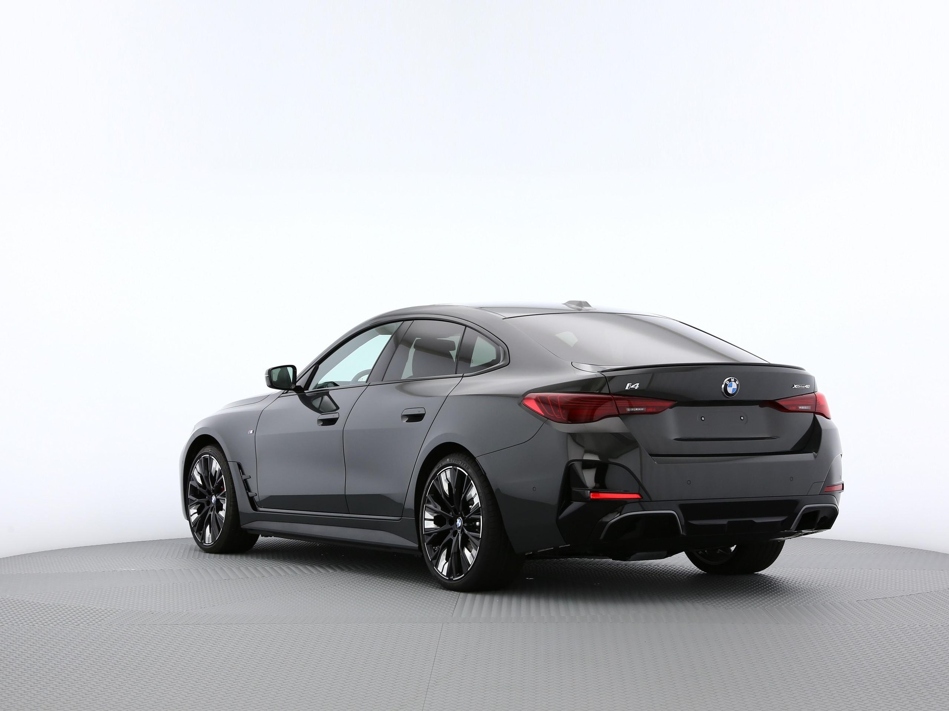 BMW i4 G26 Limousine xDrive40-image-13