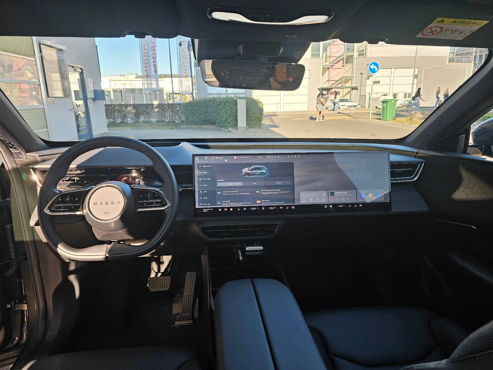 MAZDA CX-6e Takumi-image-8