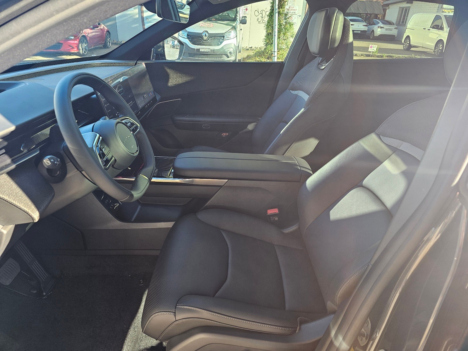 MAZDA CX-6e Takumi-image-9