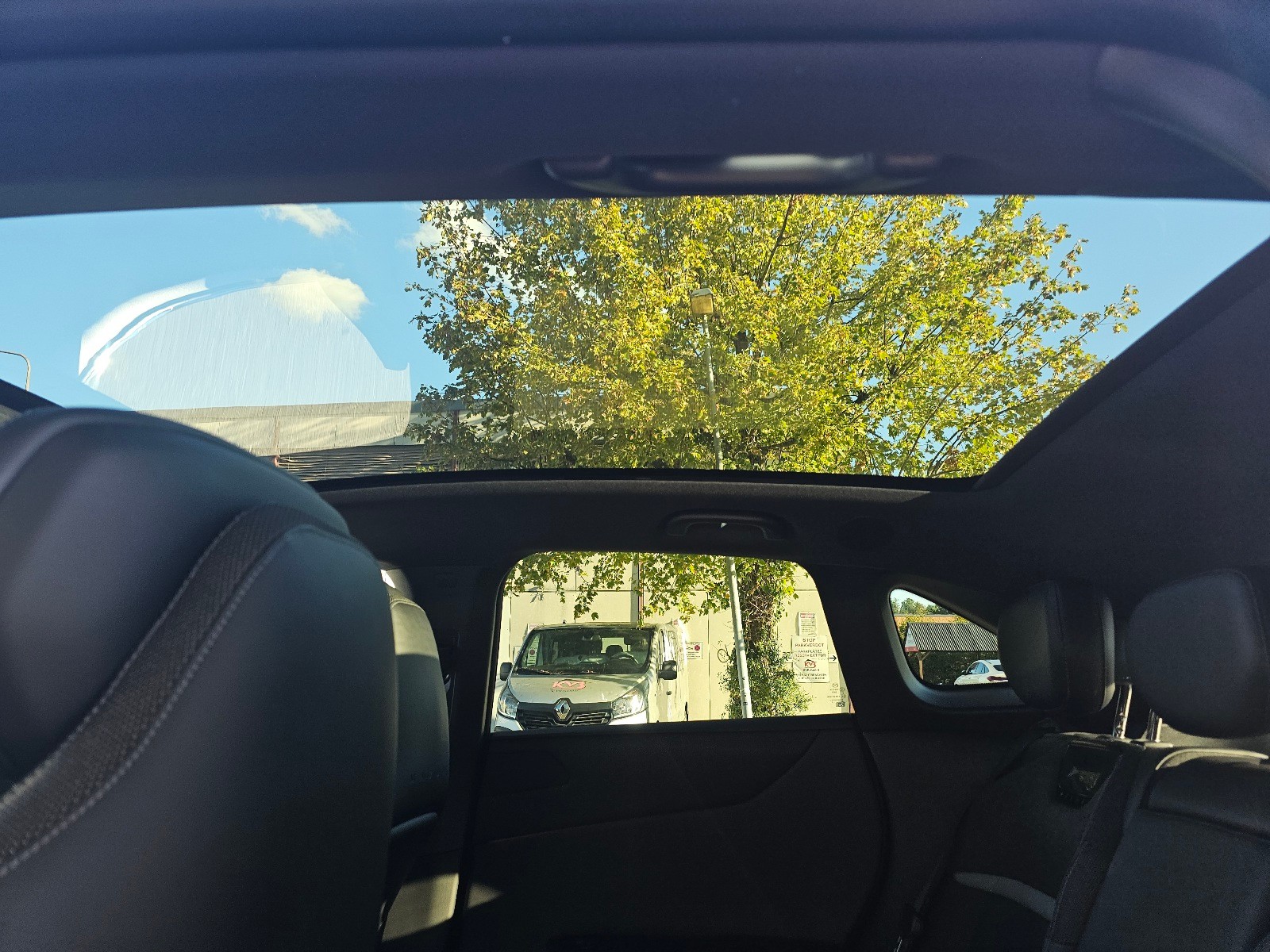 MAZDA CX-6e Takumi-image-12