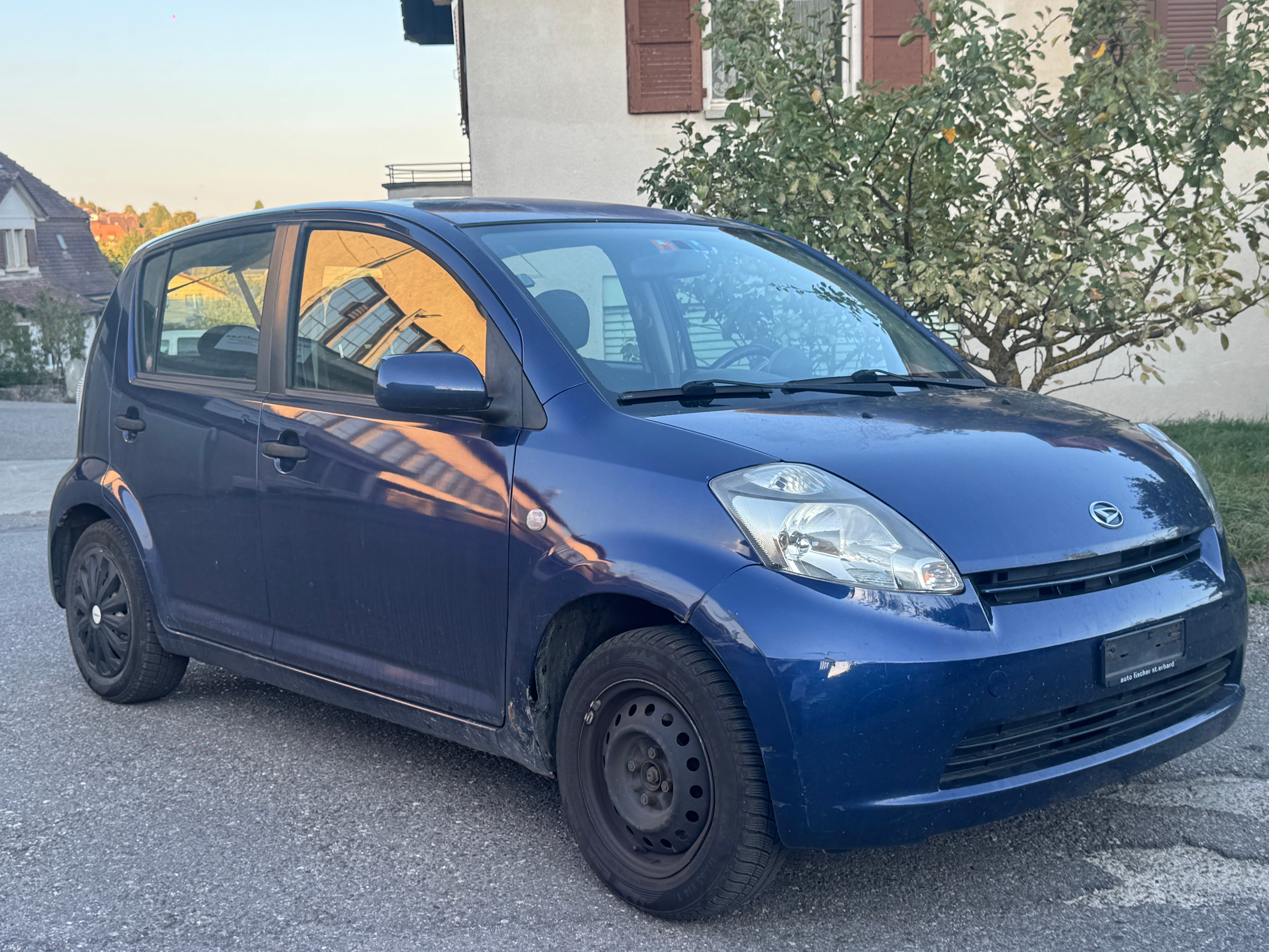 Car photo