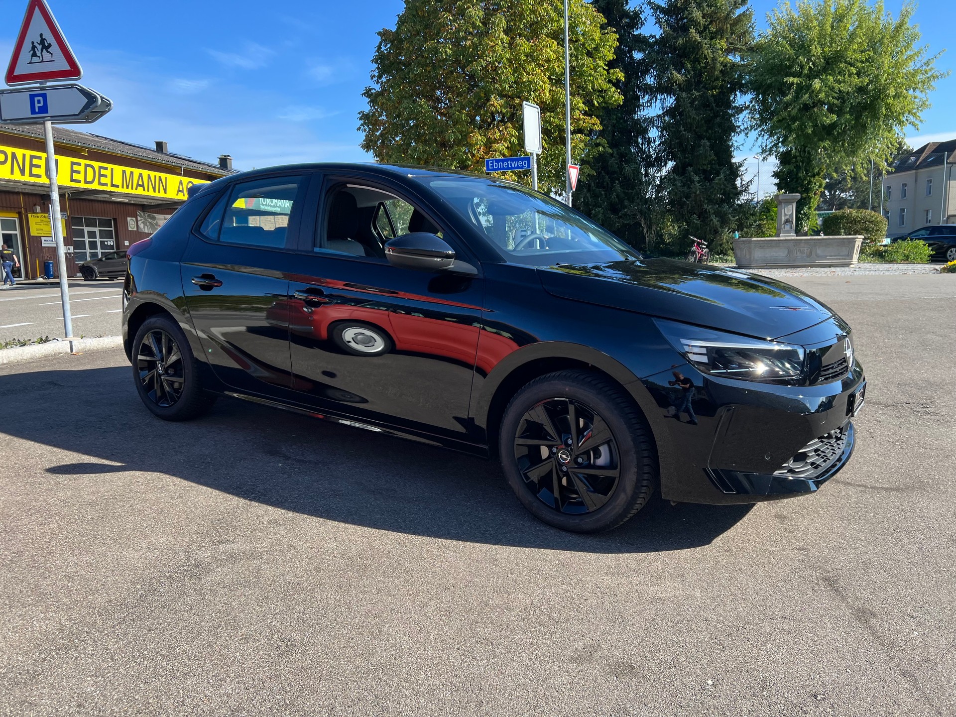 OPEL Corsa 1.2 MHEV Energize your life Schwarz-image-6