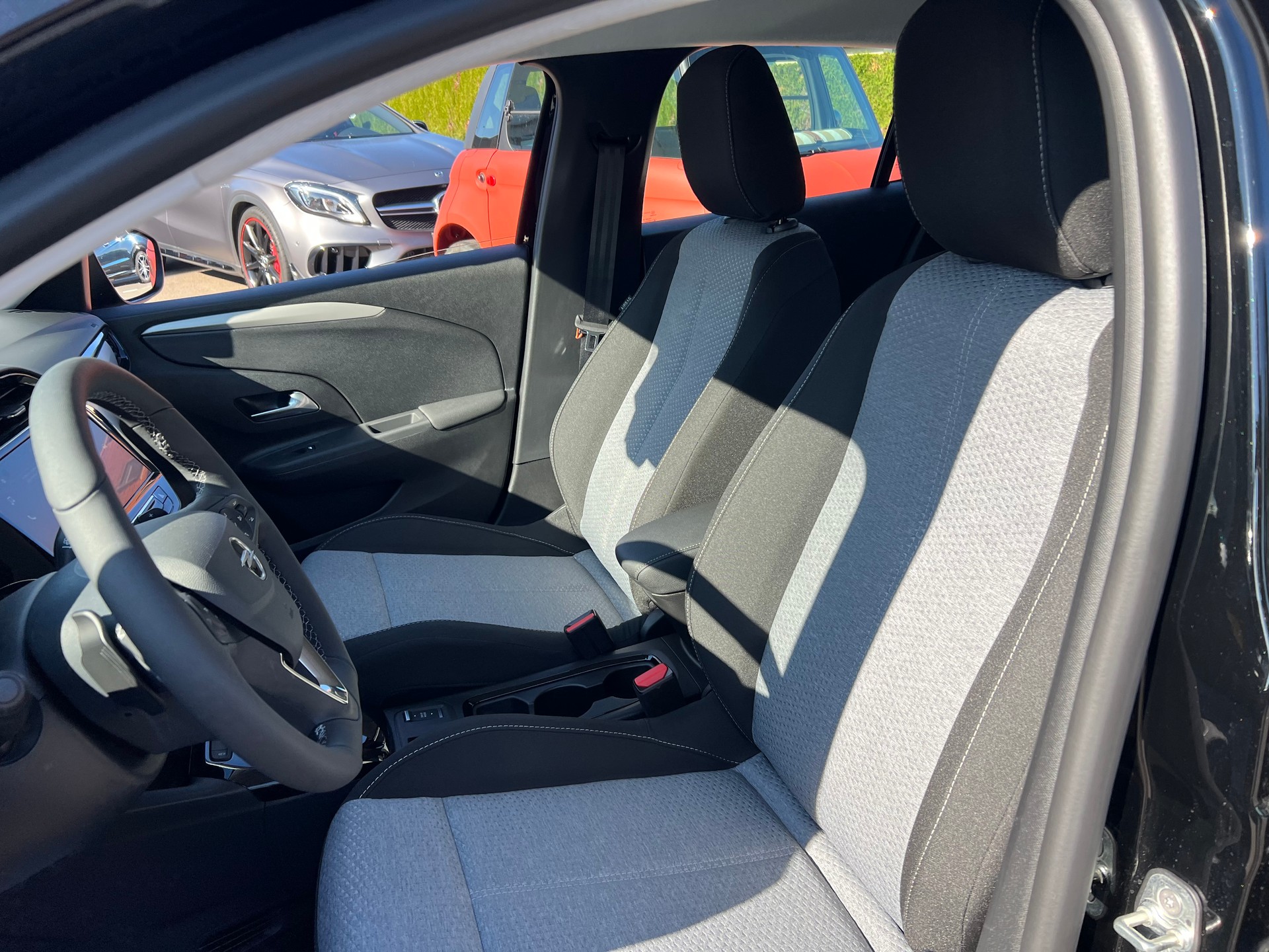 OPEL Corsa 1.2 MHEV Energize your life Schwarz-image-23