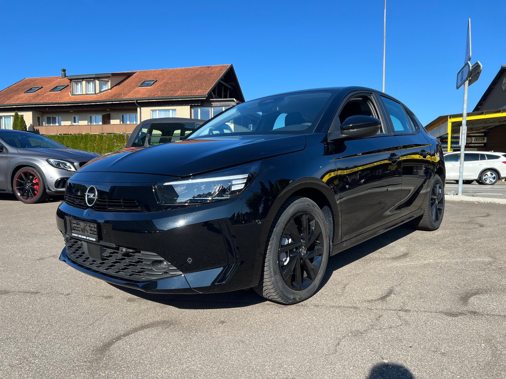 OPEL Corsa 1.2 MHEV Energize your life Schwarz-image-1