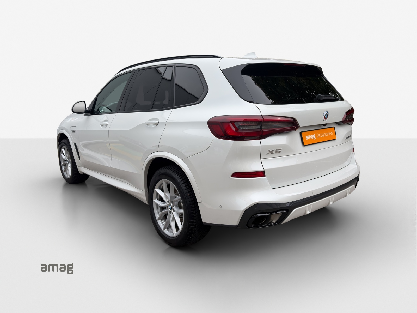 BMW X5 xDrive45e M Sport Steptronic-image-1