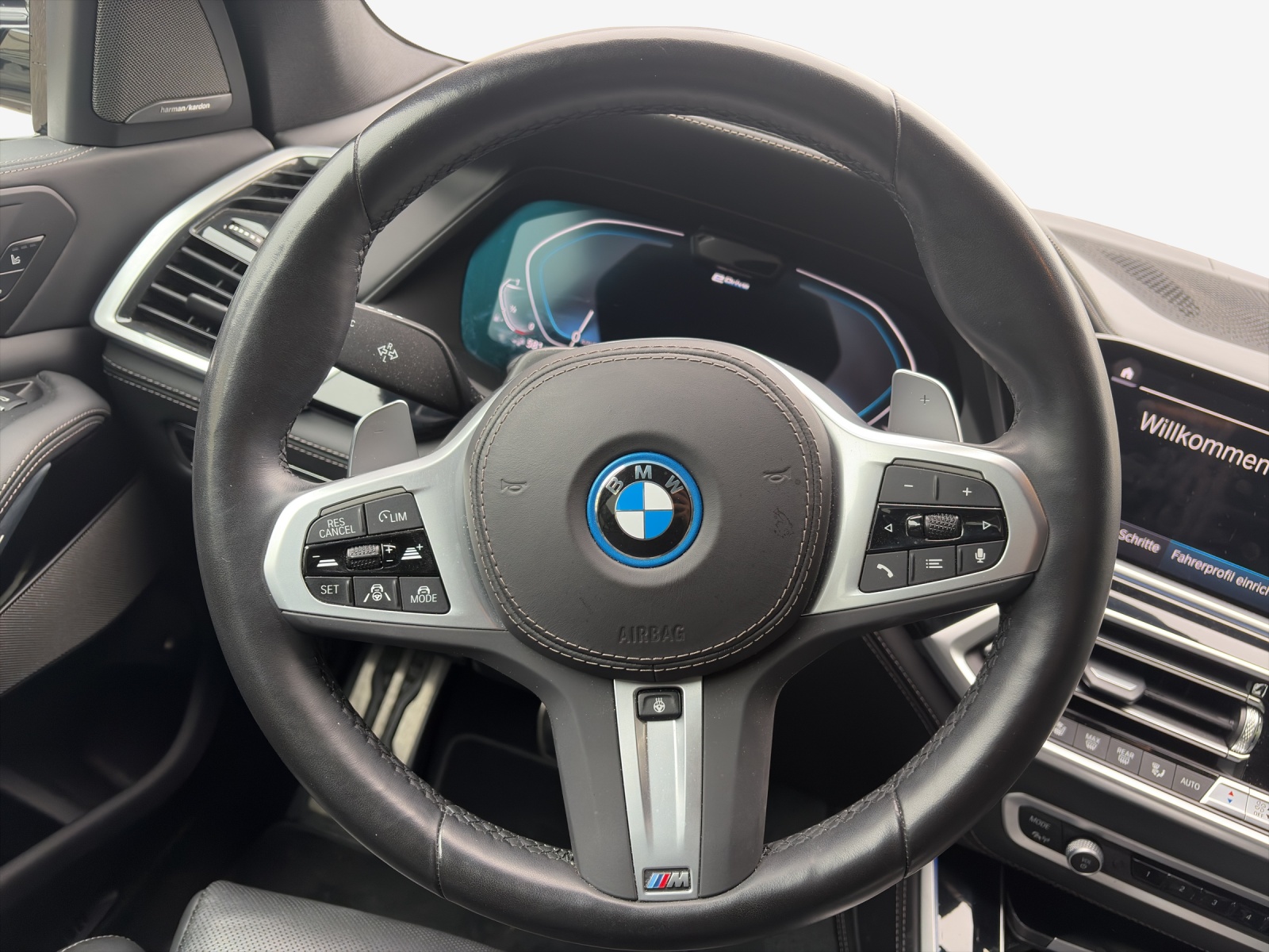 BMW X5 xDrive45e M Sport Steptronic-image-9