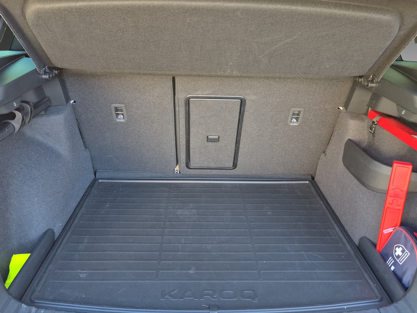 SKODA Karoq 2.0 TSI SportLine 4x4 DSG-image-9