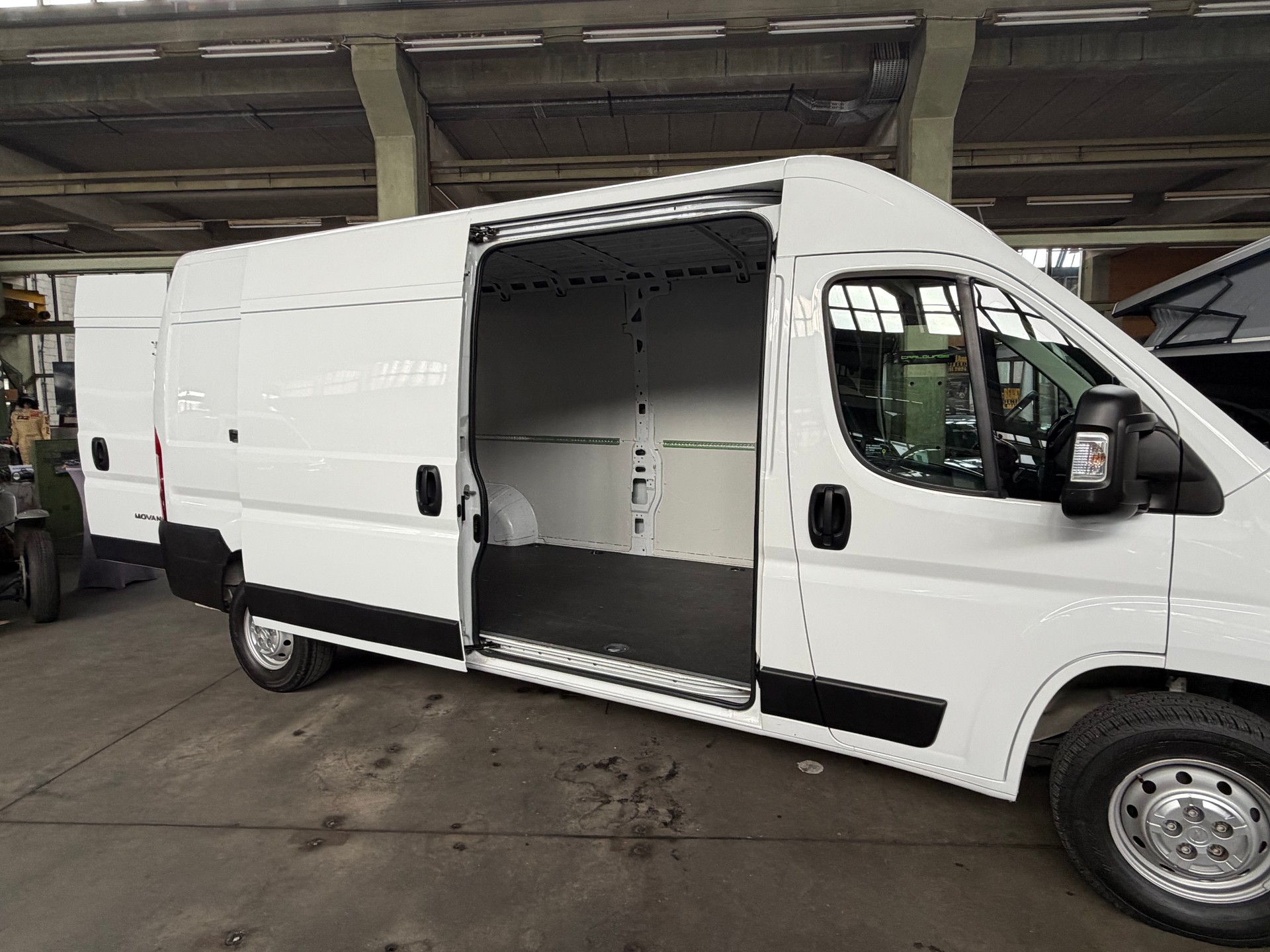 OPEL Movano 2.2 d 3,5t L3H2 Heavy-image-19