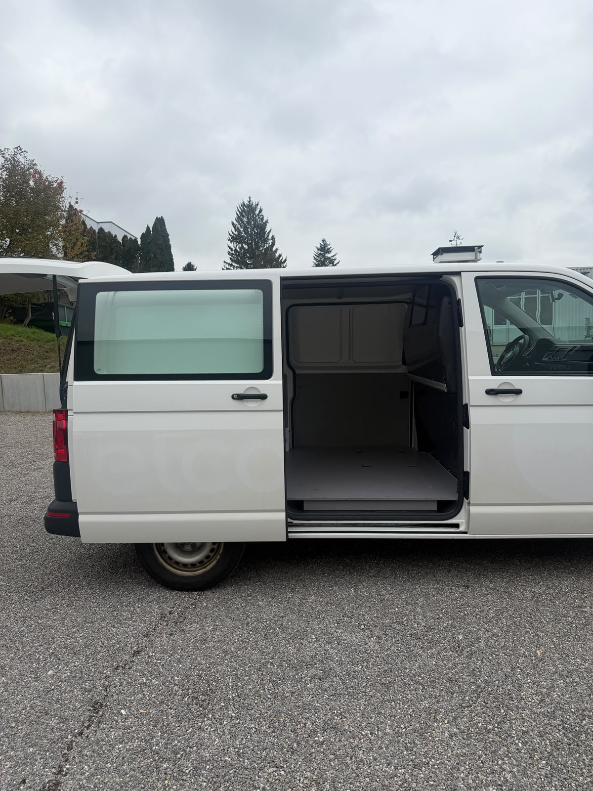 VW T6 2.0 TDI 4Motion 4d Klima-image-2
