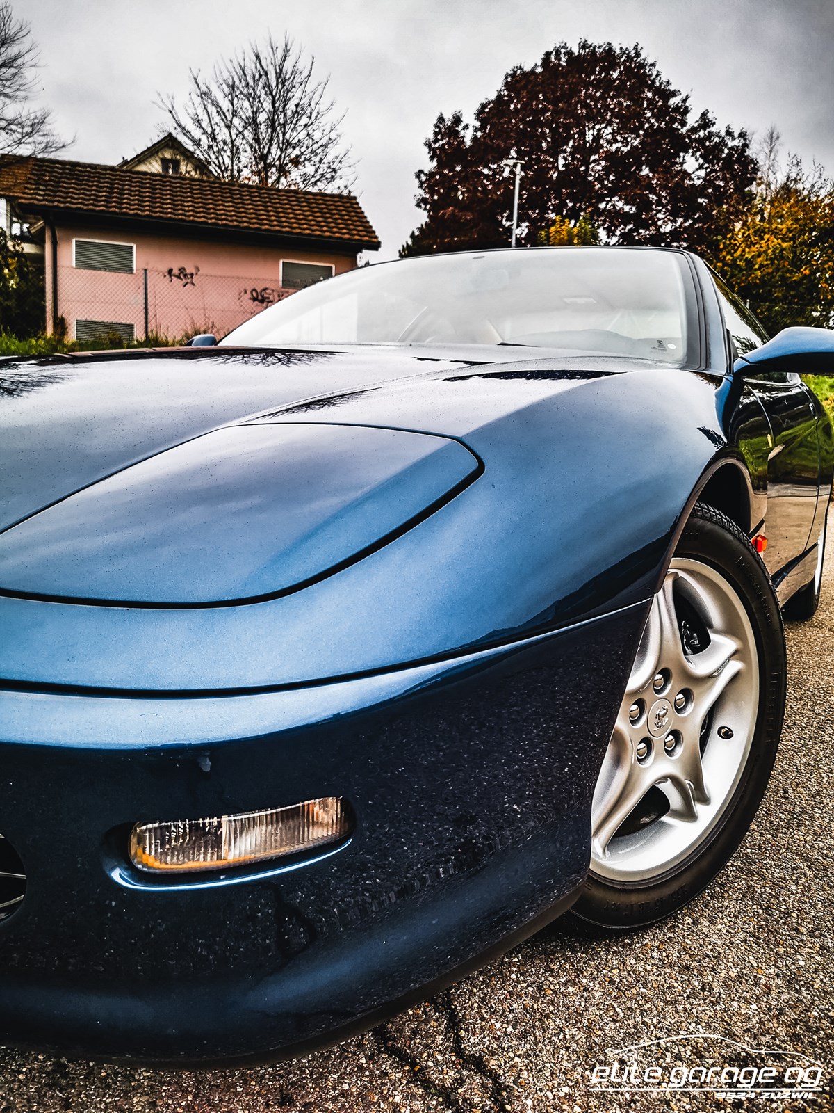 Car photo