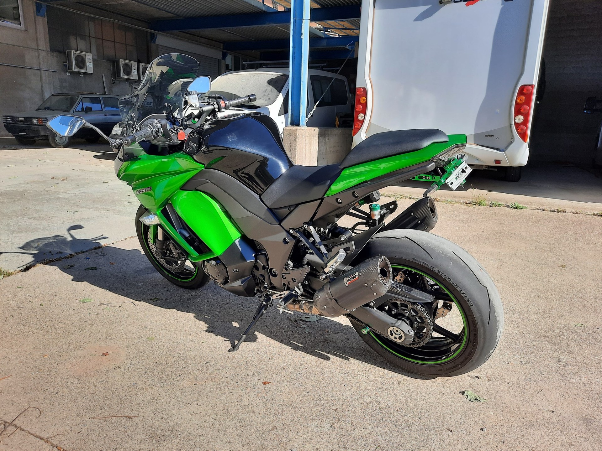 KAWASAKI Z 1000 SX ABS-showroom-element-3