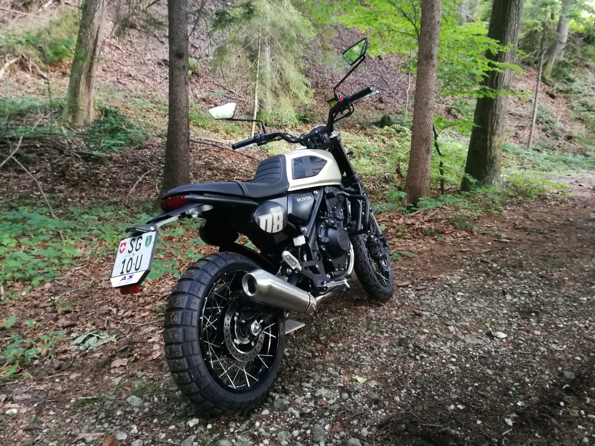 BRIXTON Crossfire 500 XC-image-12