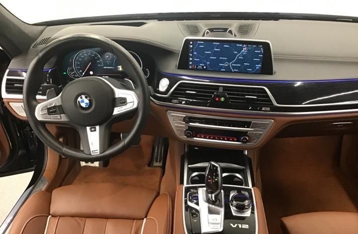 BMW M760Li xDrive Steptronic-image-1