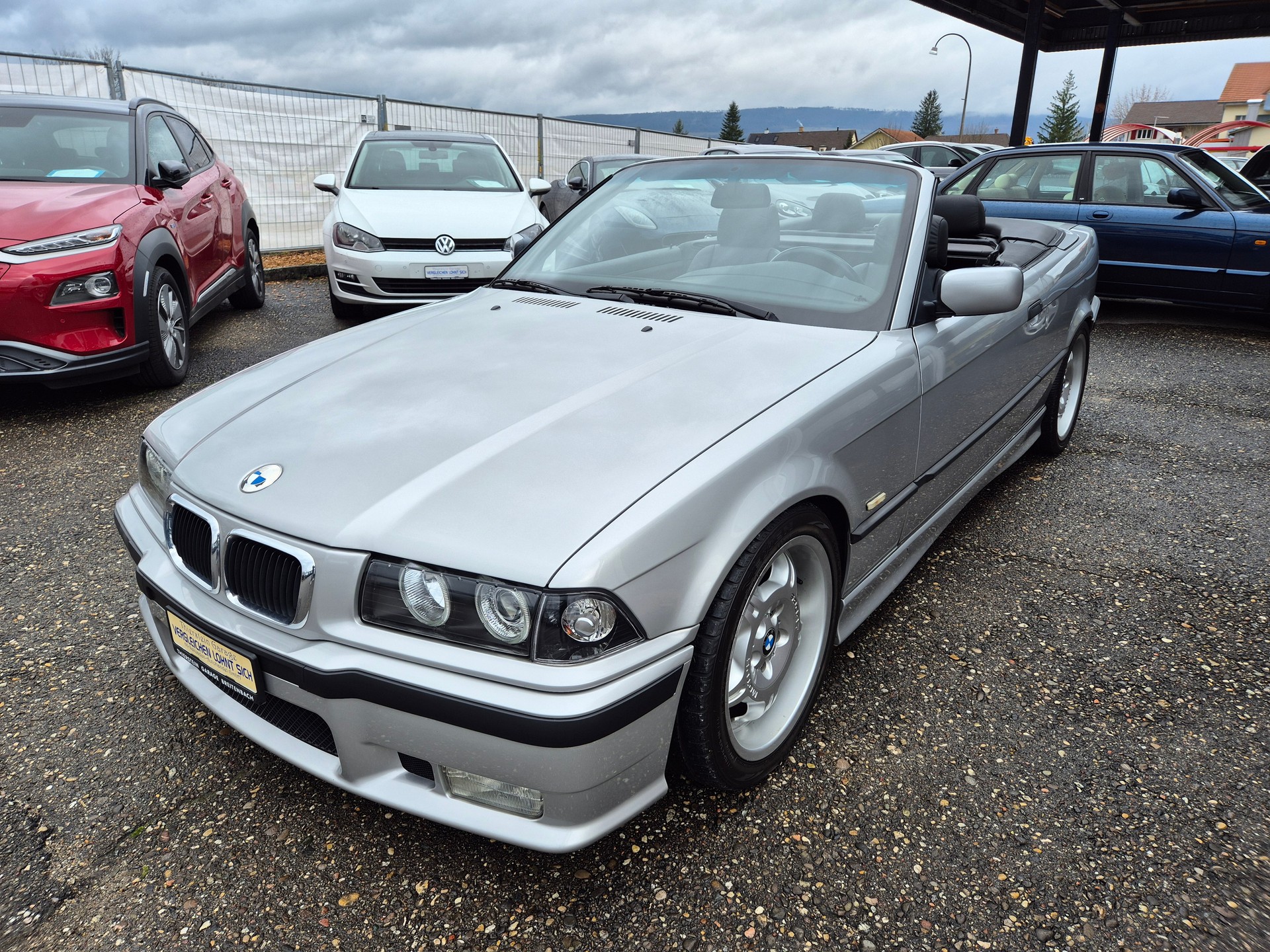 BMW 328i A Cabrio-image-4