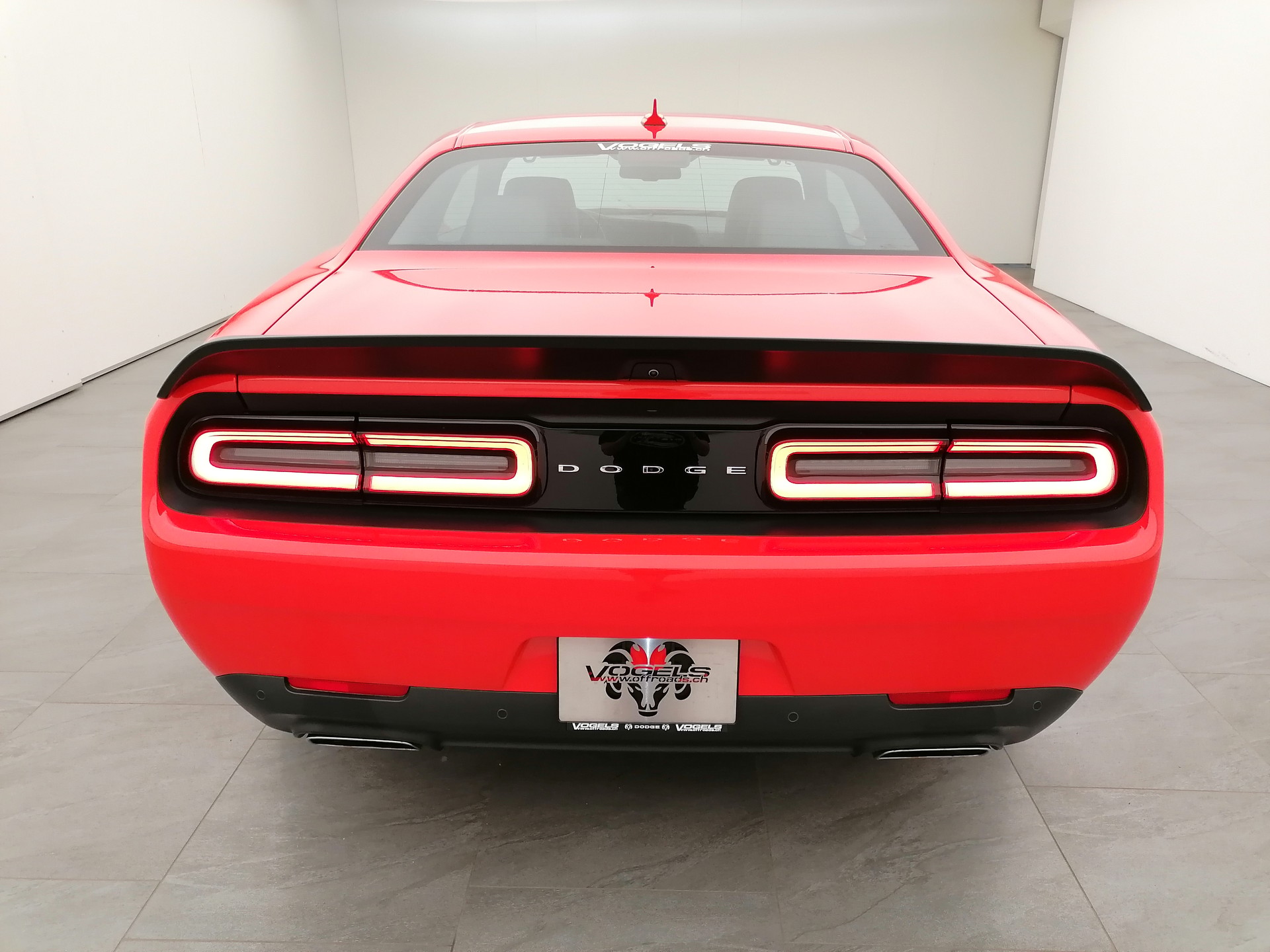 DODGE Challenger 392 WB Scatpack-image-4