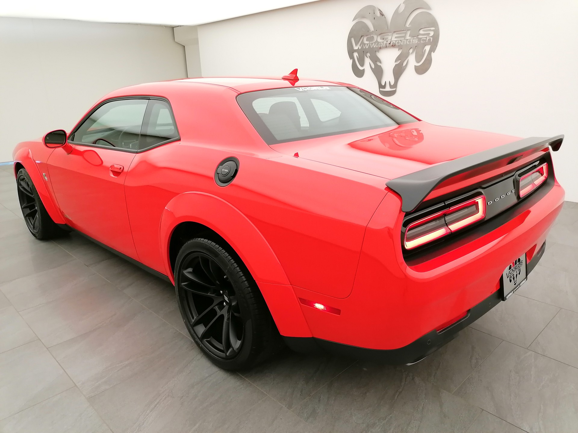 DODGE Challenger 392 WB Scatpack-image-5