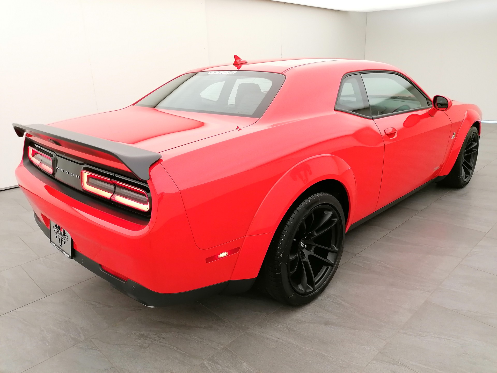 DODGE Challenger 392 WB Scatpack-image-3