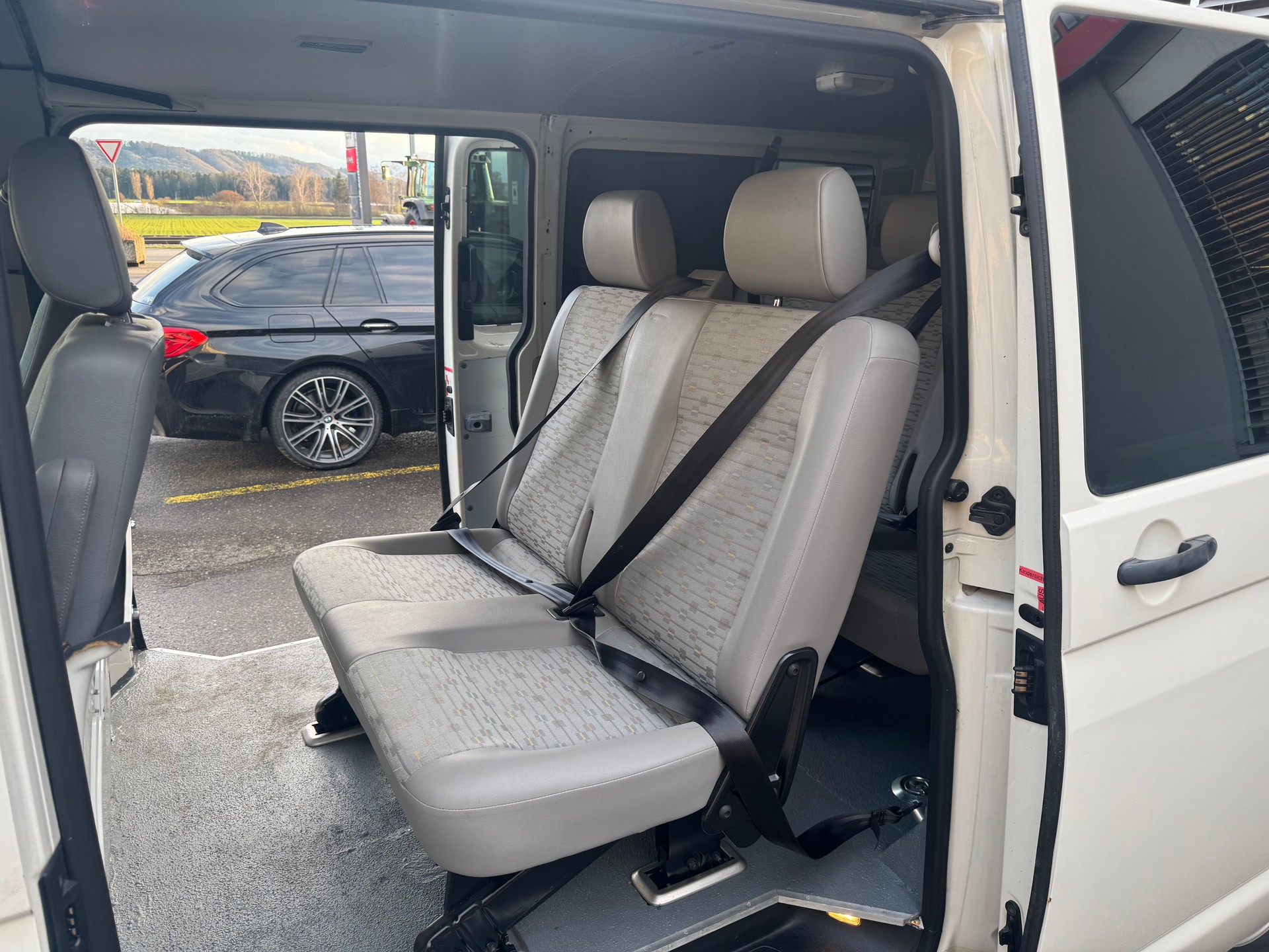 VW Vw T5 2.5 TDI Automat-image-10