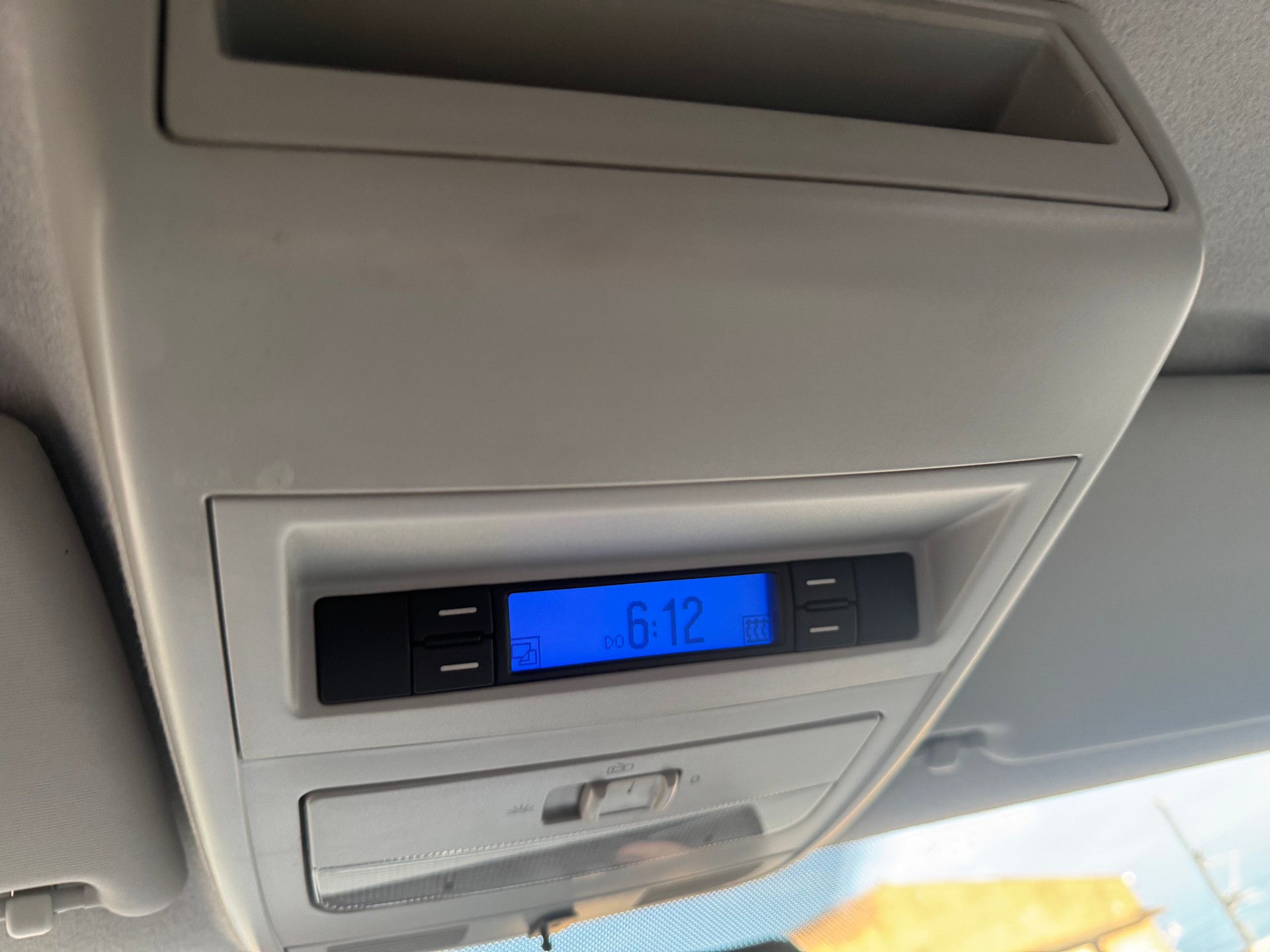 VW Vw T5 2.5 TDI Automat-image-11