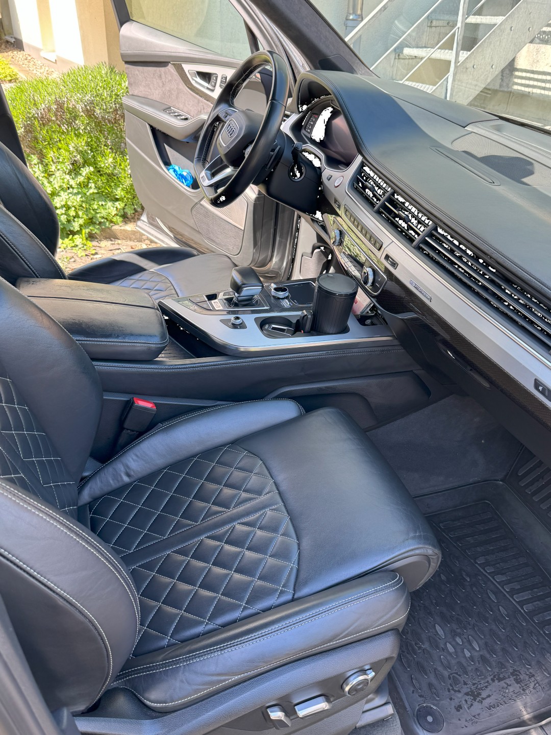 AUDI SQ7 4.0 TDI quattro tiptronic-image-8
