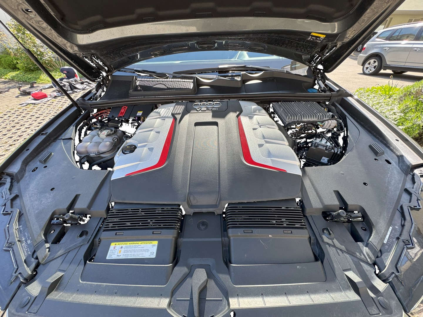 AUDI SQ7 4.0 TDI quattro tiptronic-image-7