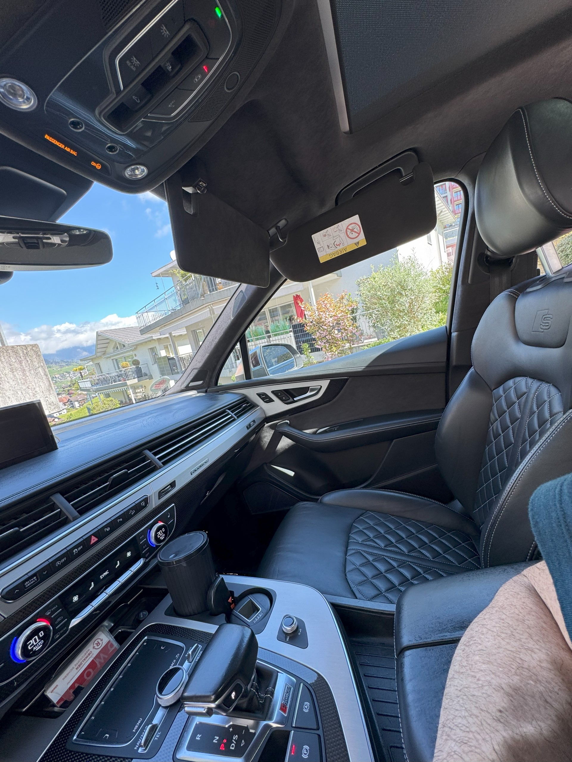 AUDI SQ7 4.0 TDI quattro tiptronic-image-9
