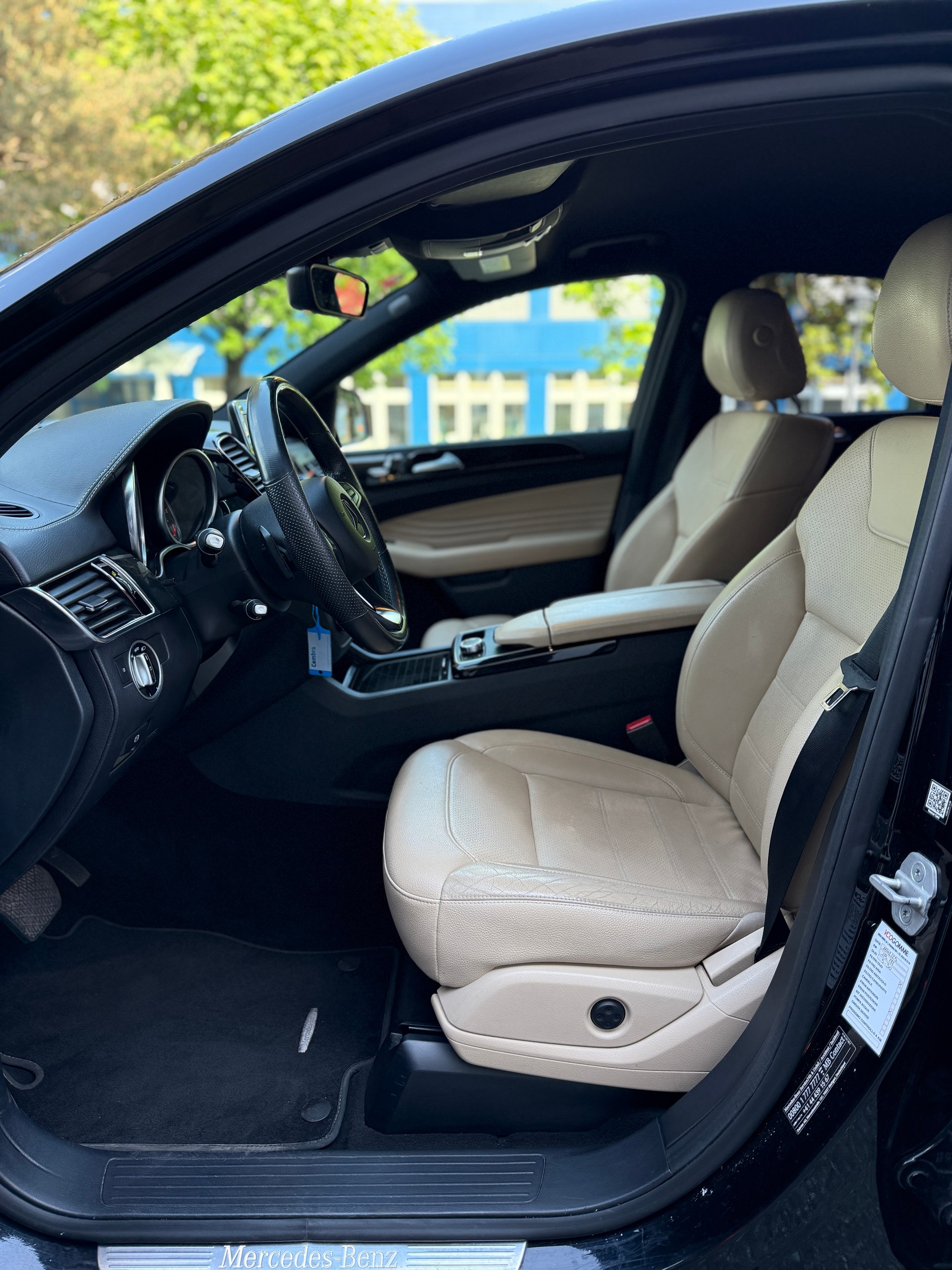 MERCEDES-BENZ GLE Coupé 350 d 4Matic 9G-Tronic-image-4