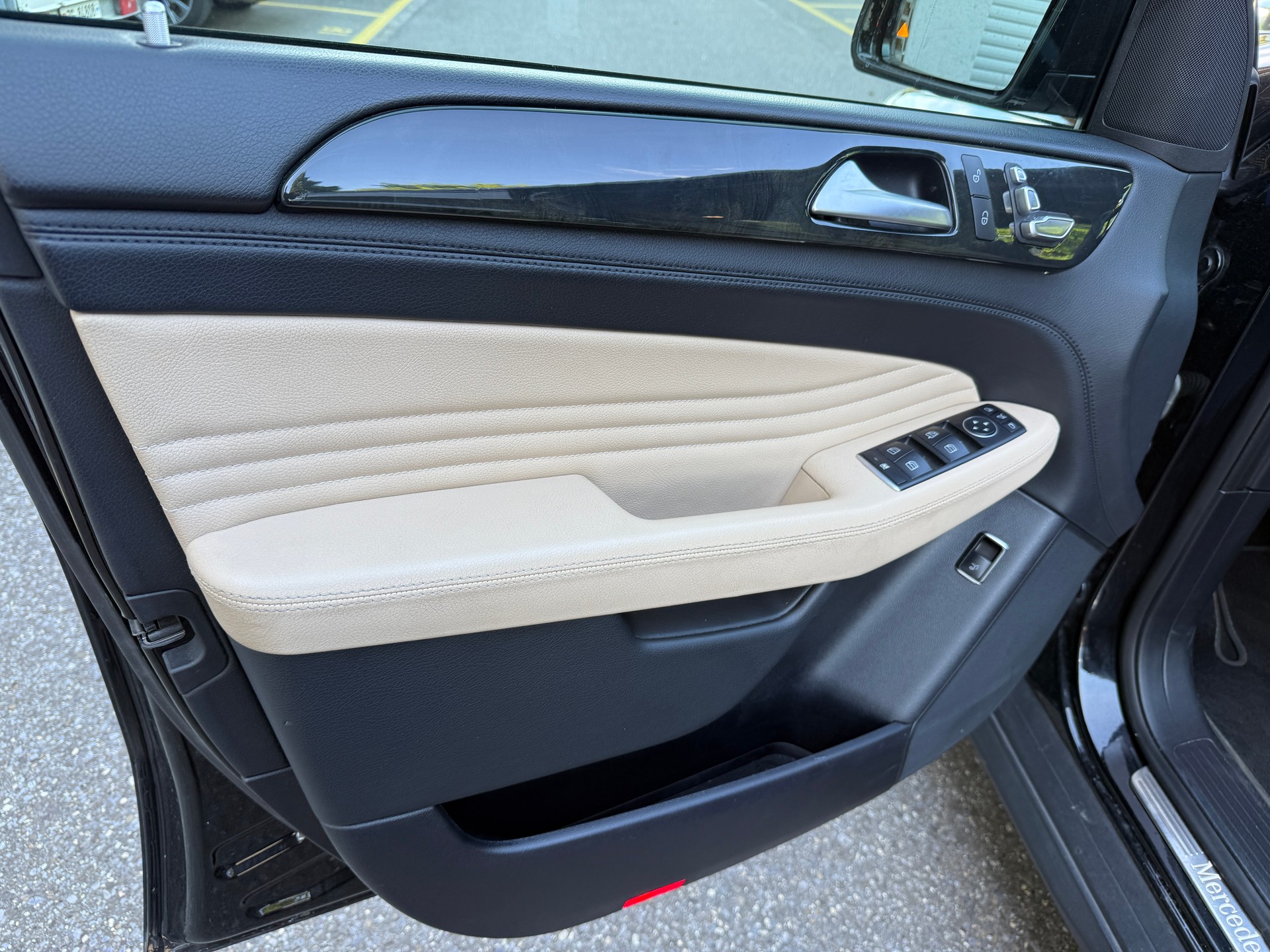 MERCEDES-BENZ GLE Coupé 350 d 4Matic 9G-Tronic-image-16