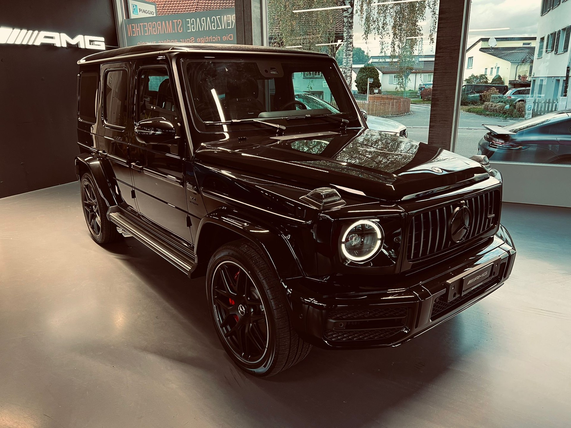 MERCEDES-BENZ G 63 AMG 4x4 Speedshift Plus G-Tronic-showroom-element-2