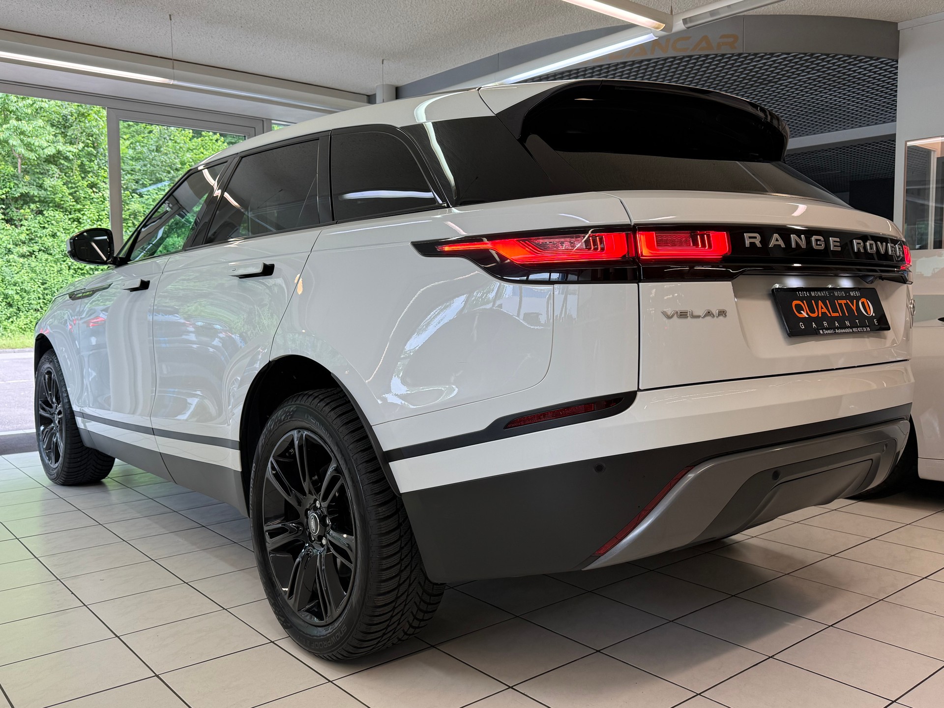 LAND ROVER RANGE ROVER VELAR-image-6