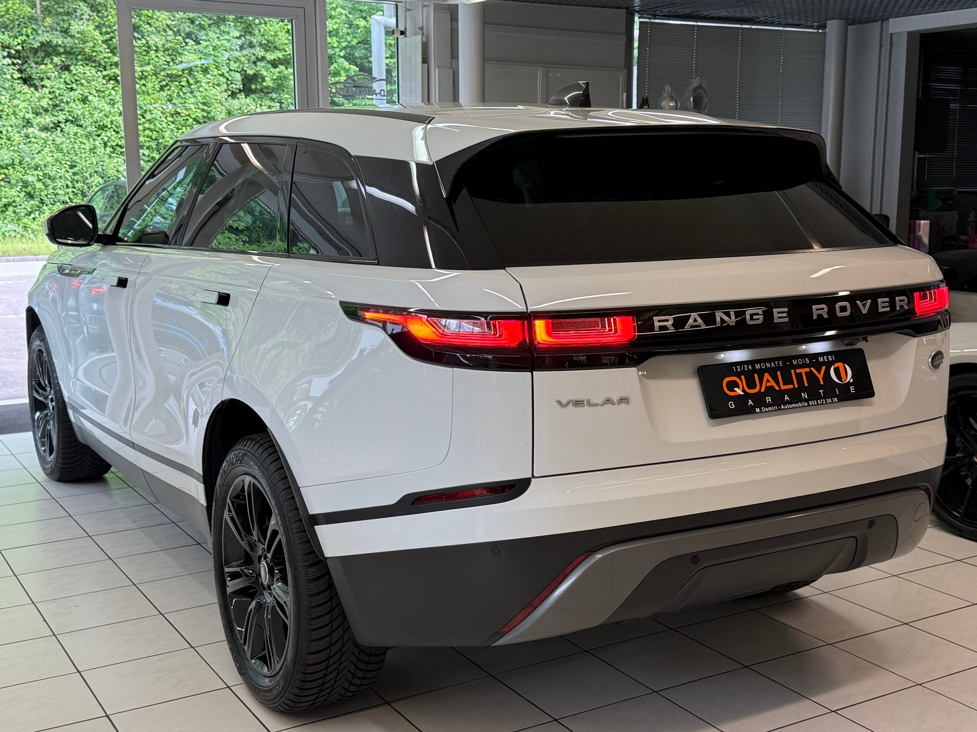 LAND ROVER RANGE ROVER VELAR-image-7
