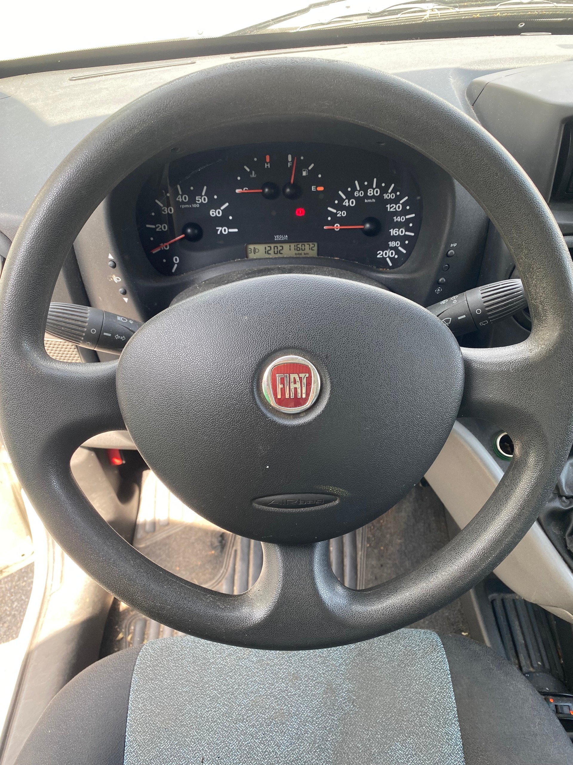 FIAT Doblò 1.6 Narural Power Cargo Swiss-image-5