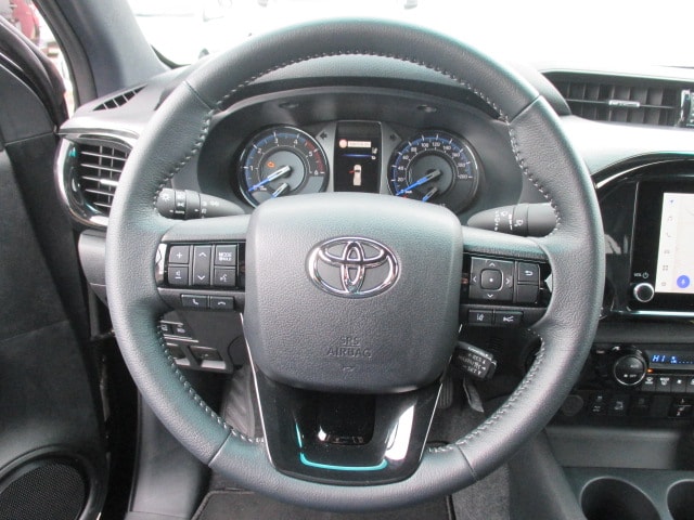 TOYOTA Hilux 2.8D-4D Invincible X- Cab 4x4 A-image-4