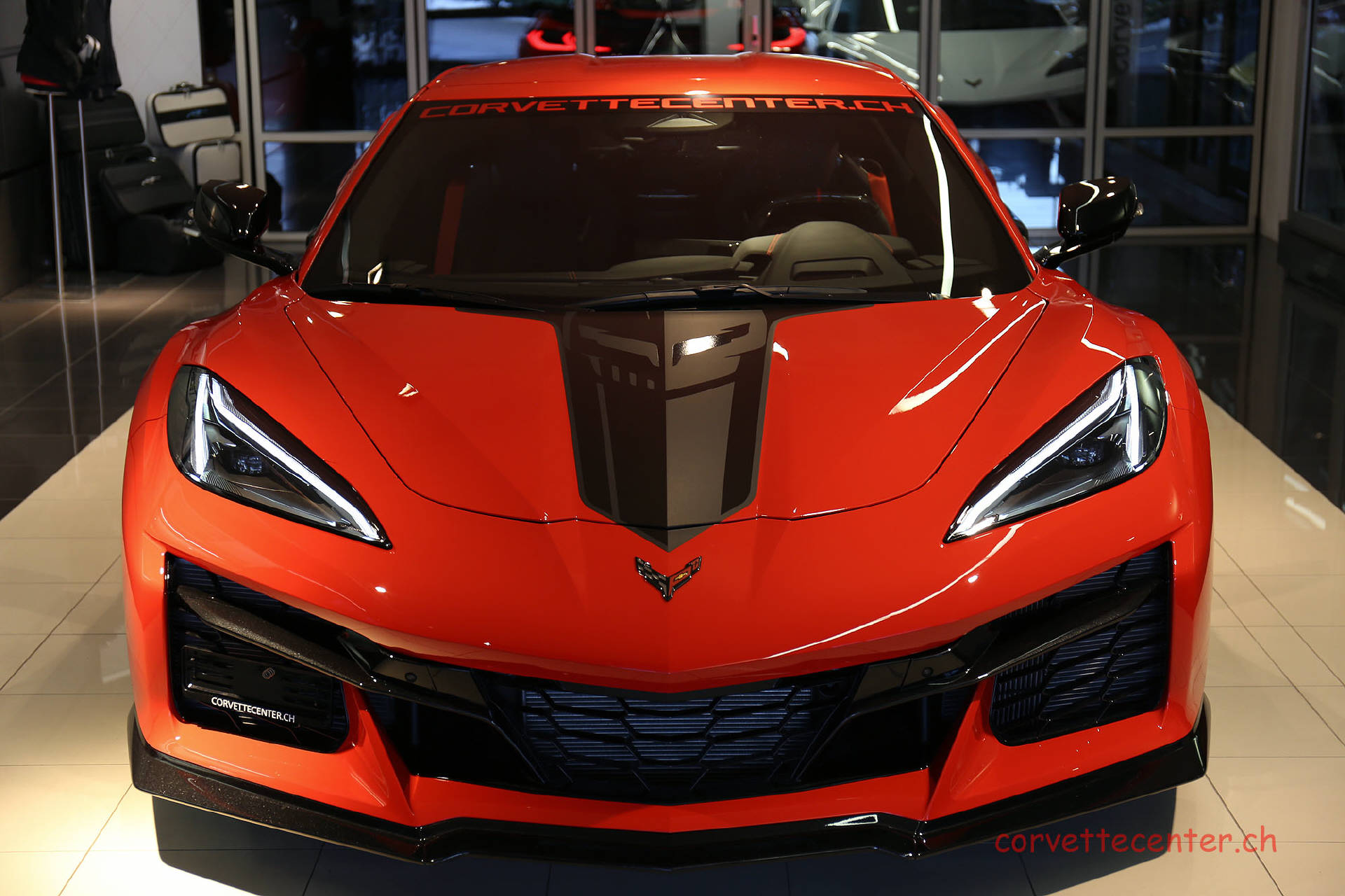 CHEVROLET Corvette E-Ray 3LZ-showroom-element-2