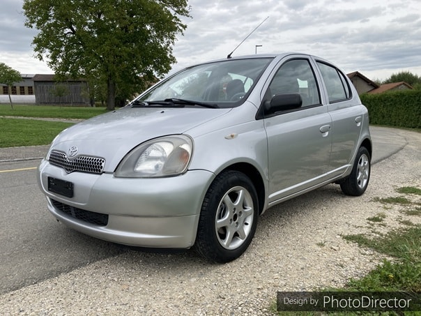 TOYOTA Yaris 1.3 Linea Sol-image-0