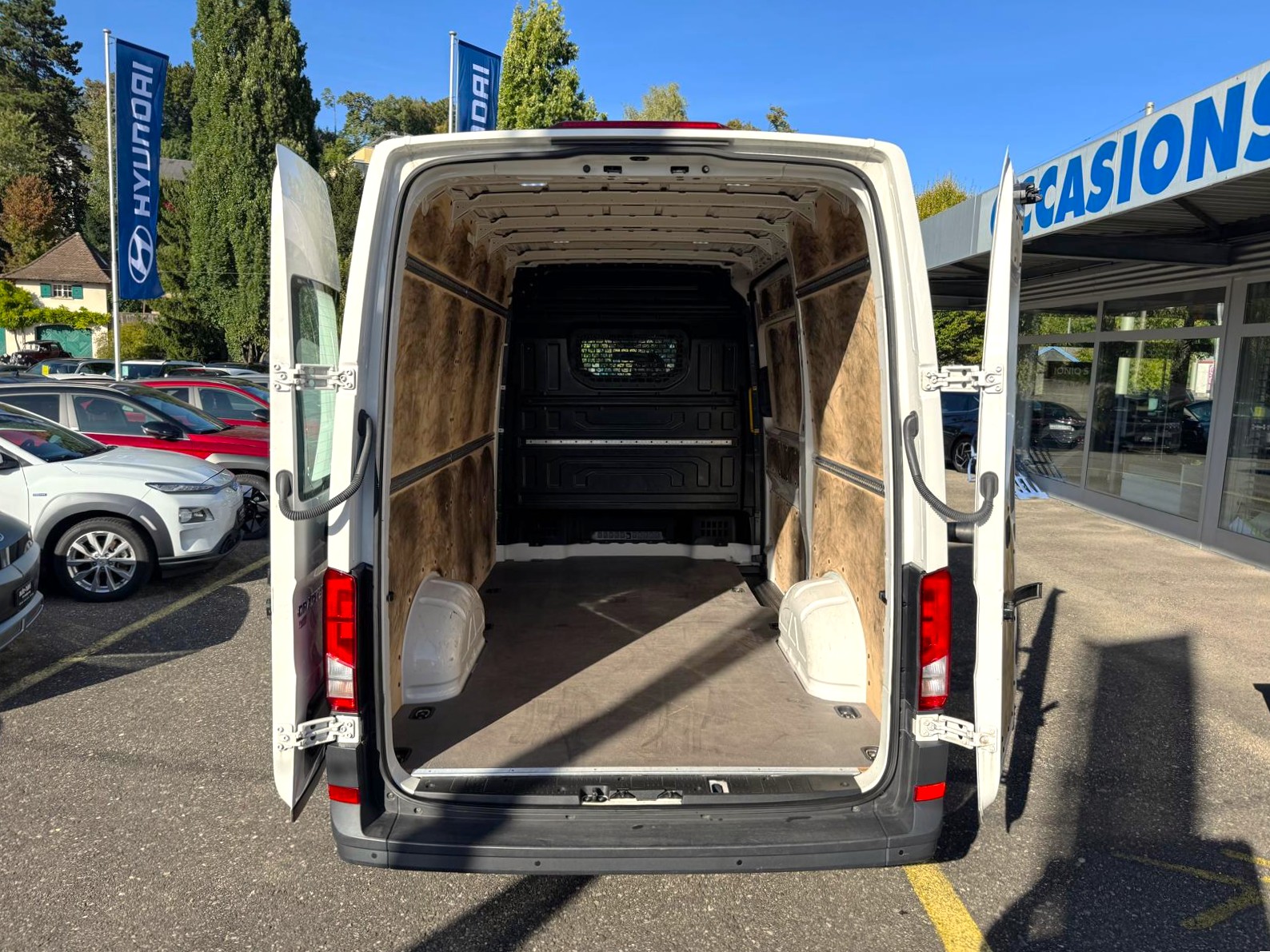 VW Crafter 35 2.0 TDI L3-image-14
