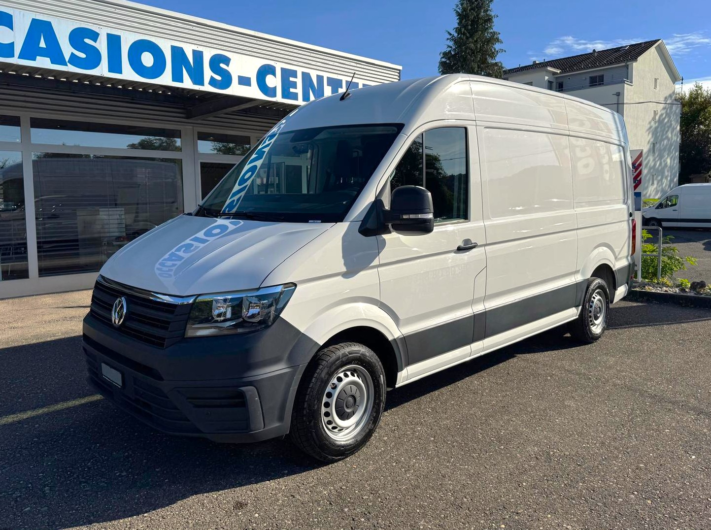 VW Crafter 35 2.0 TDI L3-image-0