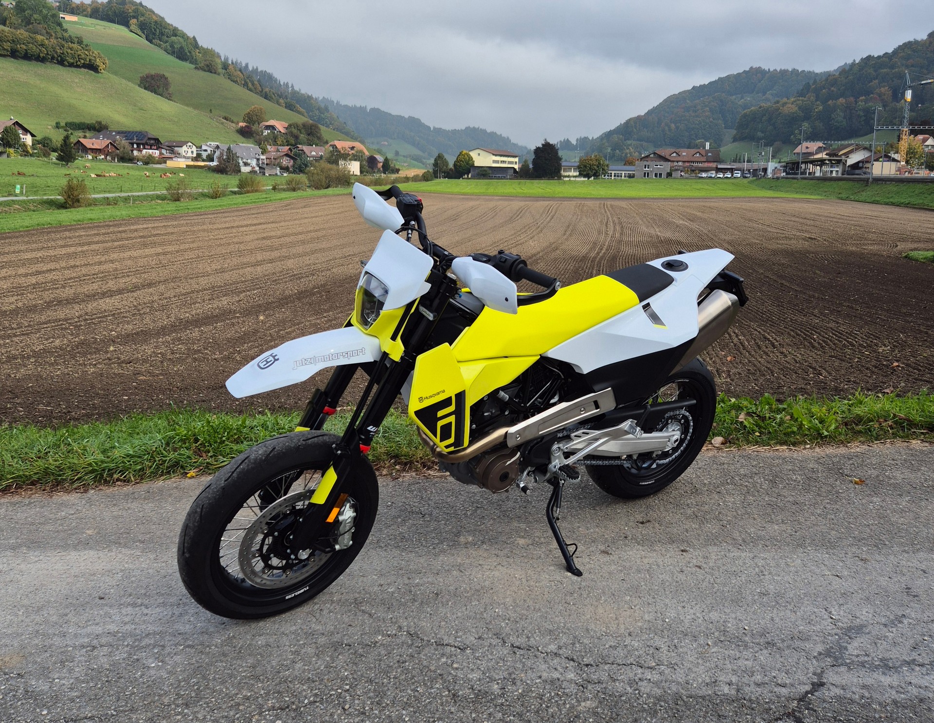 HUSQVARNA 701 Supermoto 35kW-image-1