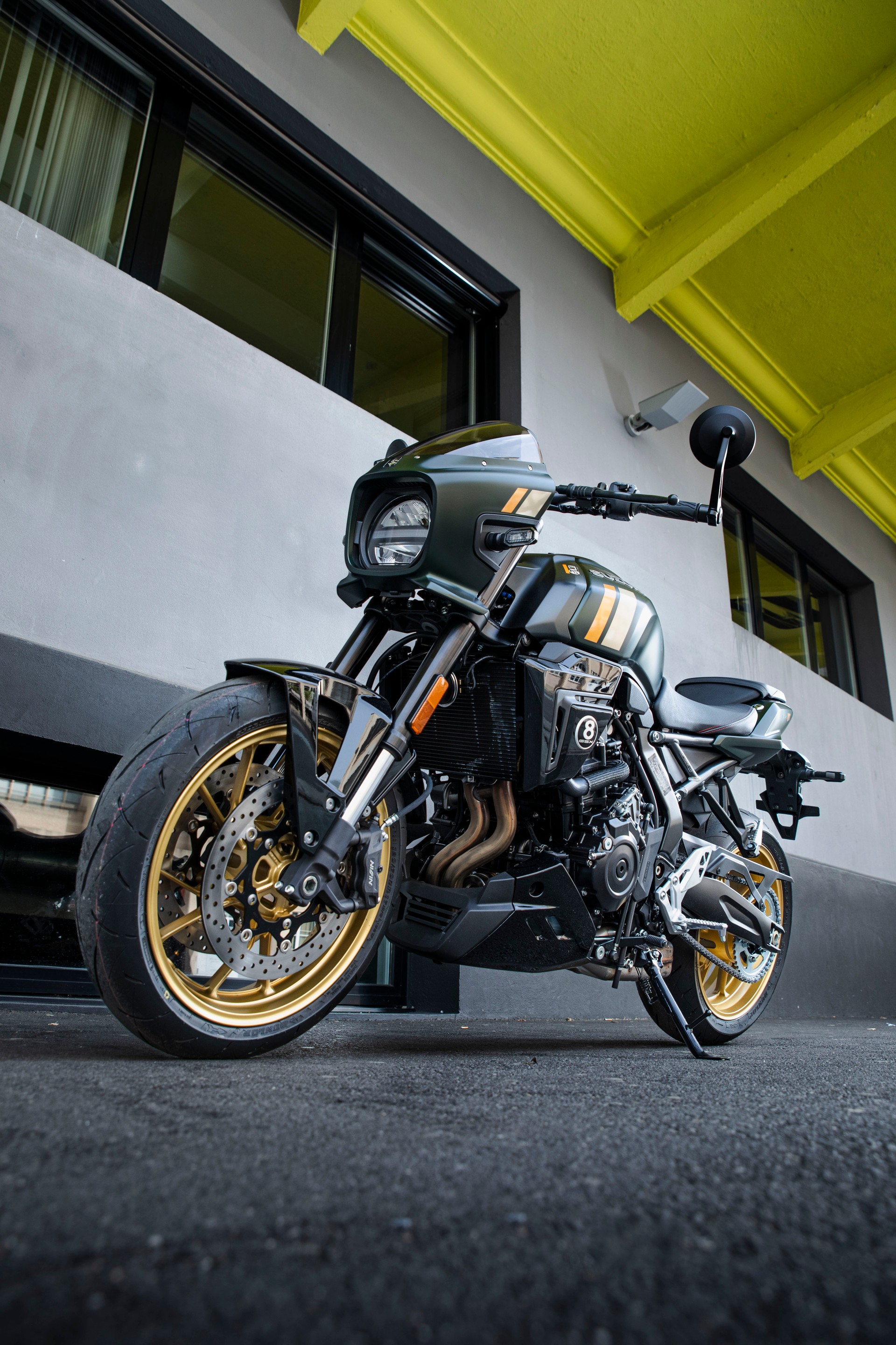 SUZUKI TT-showroom-element-2