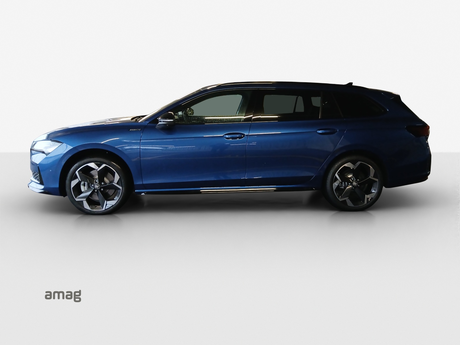 SKODA Superb Combi 2.0 TSI Sportline 4x4 DSG-image-1