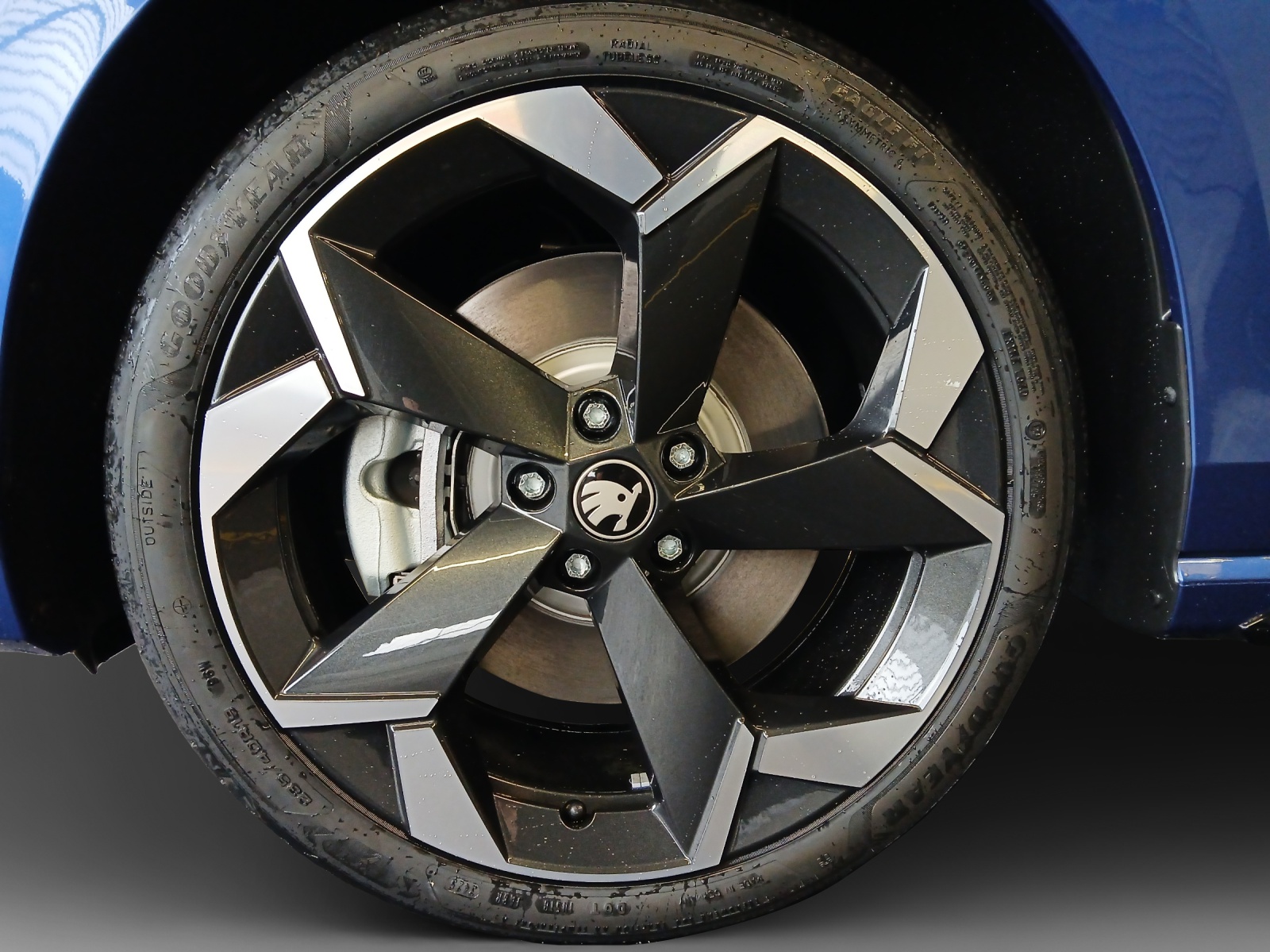 SKODA Superb Combi 2.0 TSI Sportline 4x4 DSG-image-15