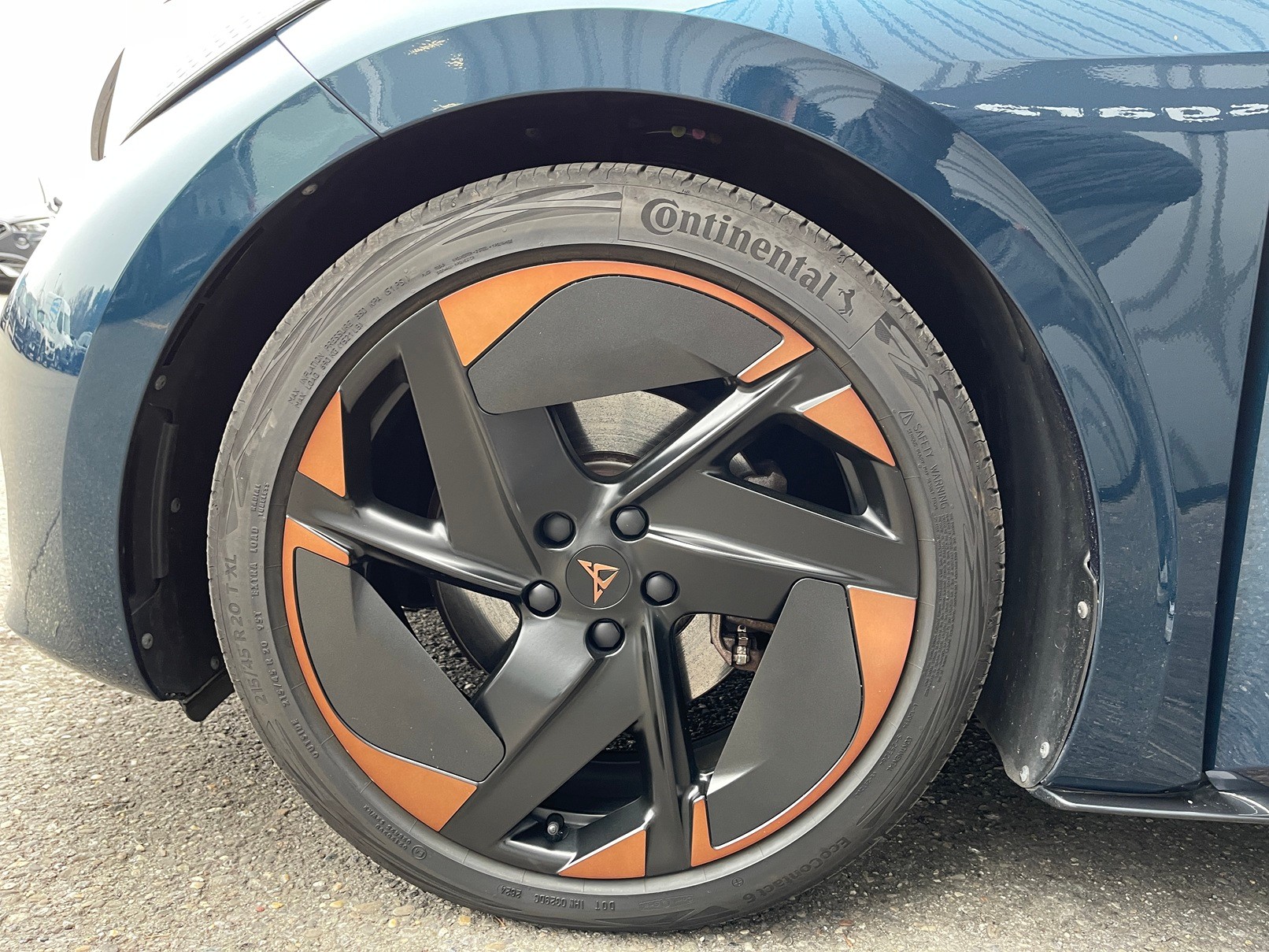 CUPRA Born El Primero Tres-image-9