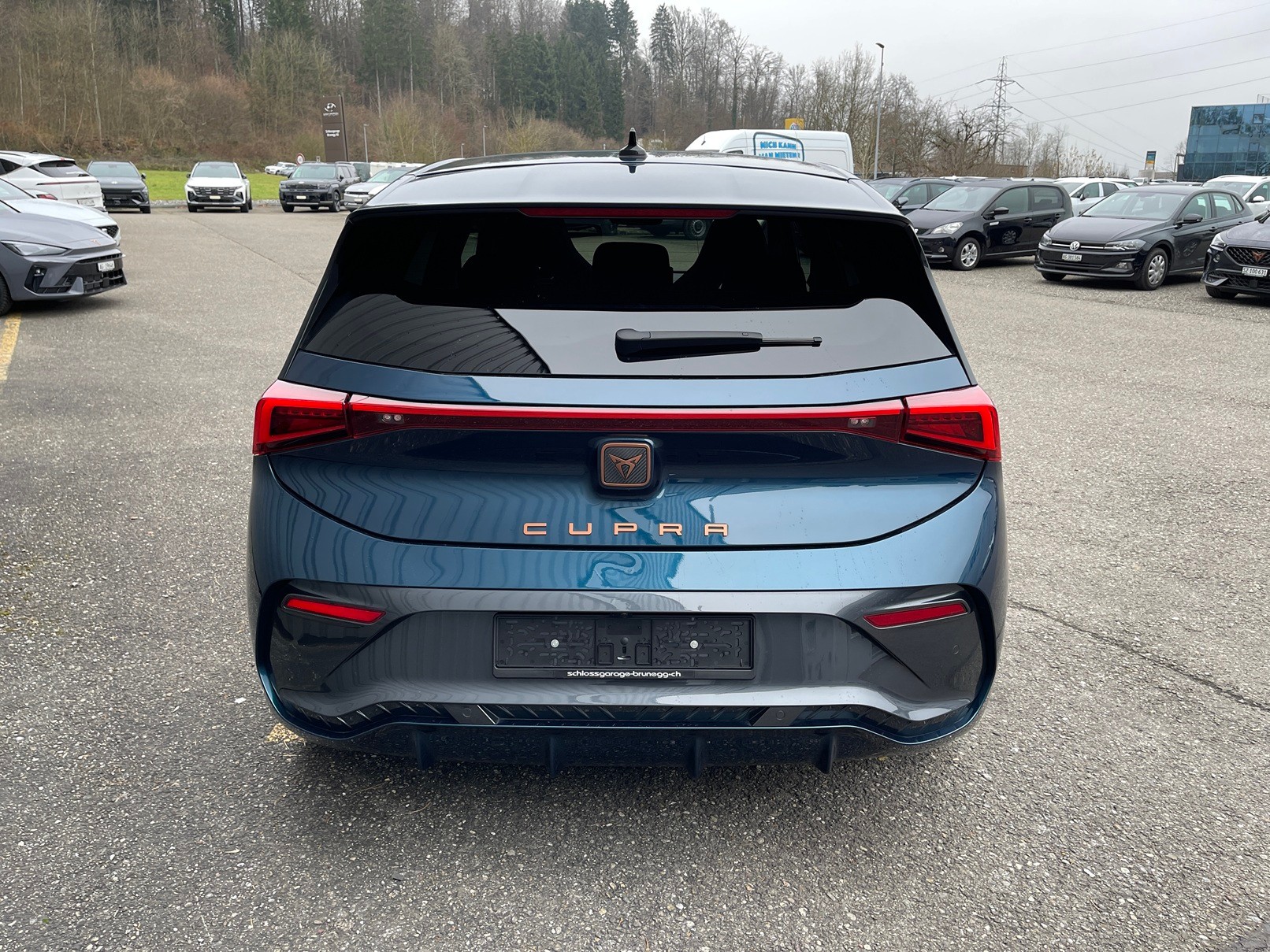 CUPRA Born El Primero Tres-image-3