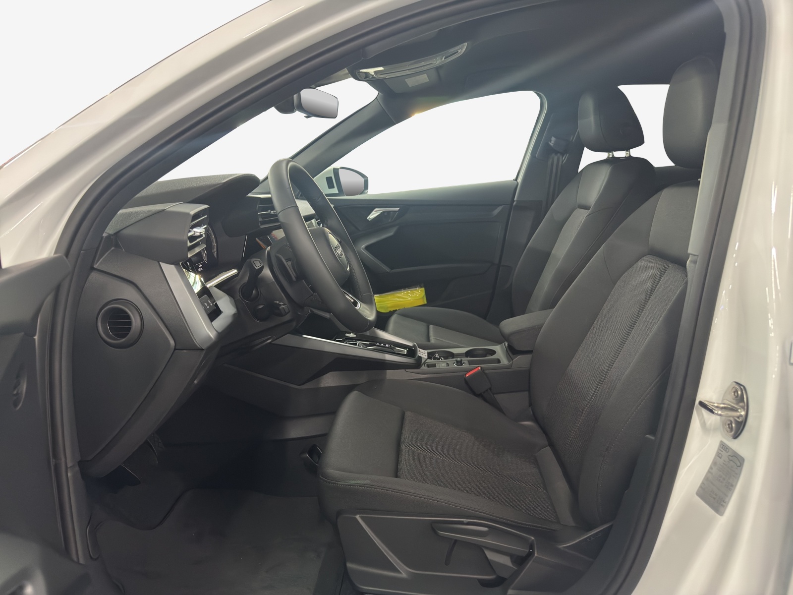 AUDI A3 Sportback 40 TFSI e Attraction S-tronic-image-7