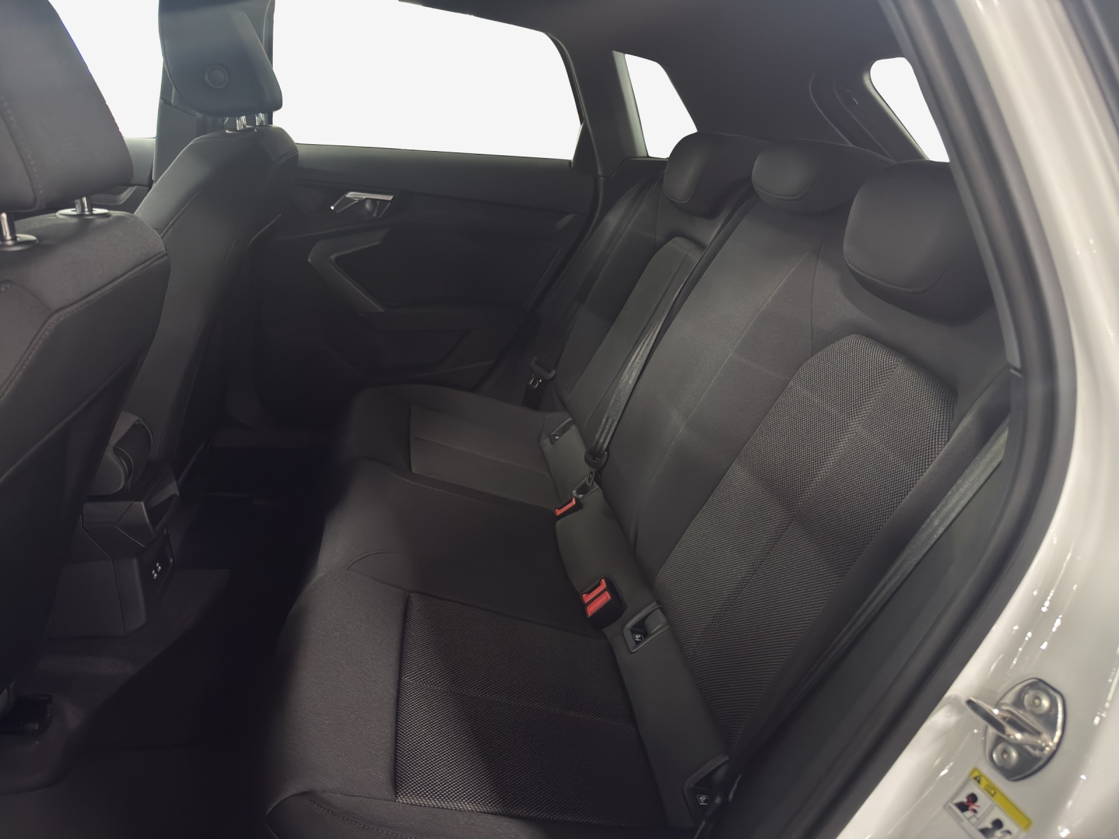 AUDI A3 Sportback 40 TFSI e Attraction S-tronic-image-10